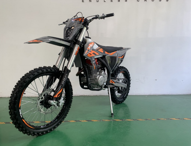 Мотоцикл JHLMOTO JHL LX4 CB300RL (175FMN) в Химках