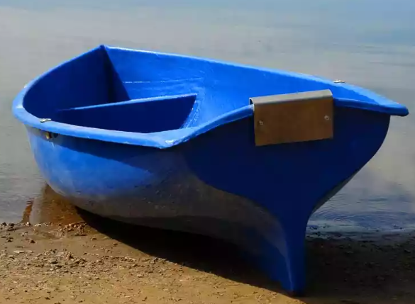 Стеклопластиковая лодка Омуль в Химках