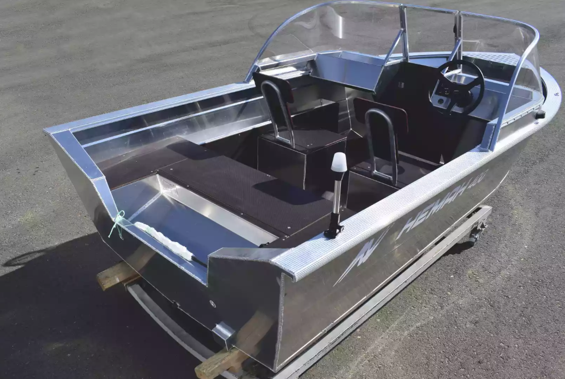 Алюминиевая лодка  Неман-400 DCM в Химках