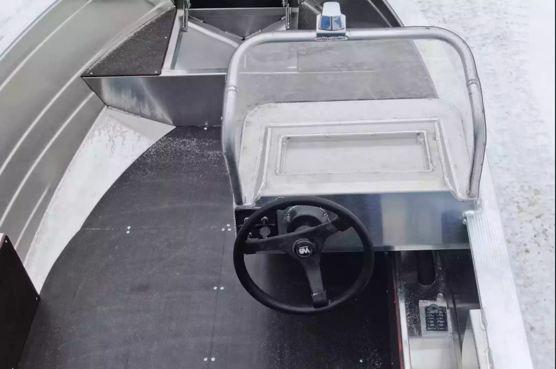 Алюминиевая лодка Неман-400 С в Химках