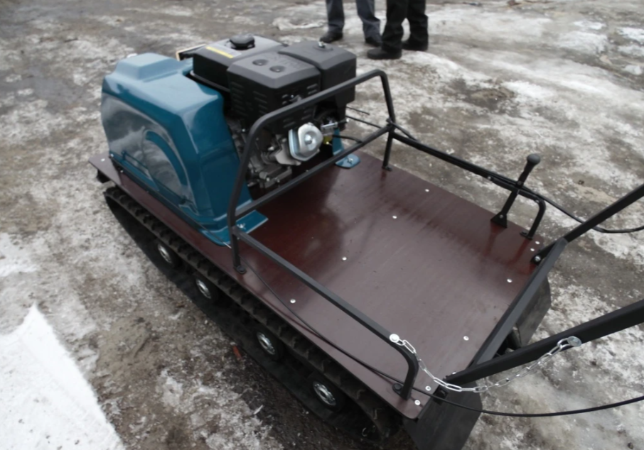 Мотобуксировщик AhtaR LR13 с реверс-вариатором Буран (задний ход) в Химках