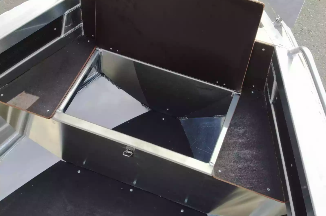 Алюминиевая лодка  Неман-480 Р в Химках