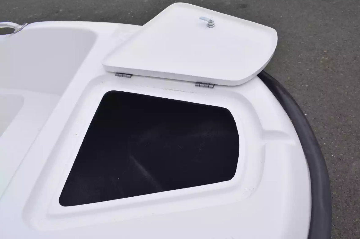 Стеклопластиковая лодка Пингвин New (тримаран) в Химках