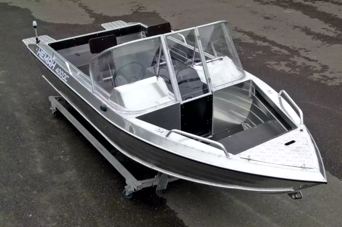 Алюминиевая лодка  Neman-400 DC в Химках