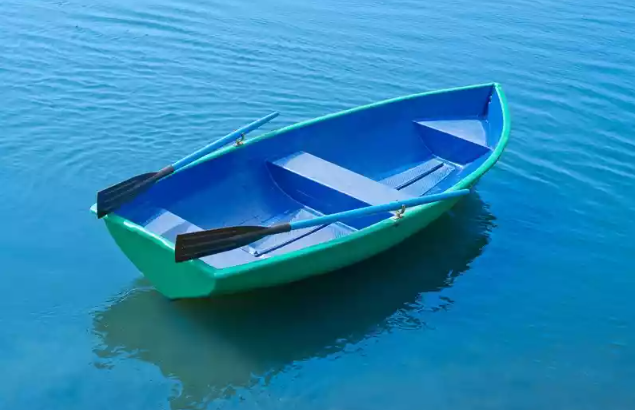 Стеклопластиковая лодка Дельфин в Химках