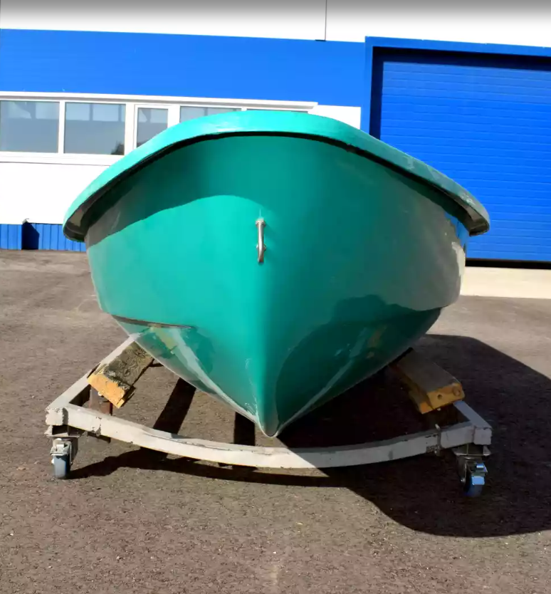 Стеклопластиковая Лодка Голавль в Химках