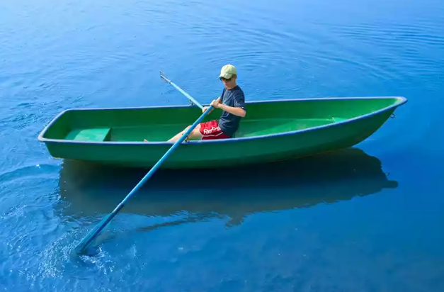 Стеклопластиковая Лодка Голавль в Химках