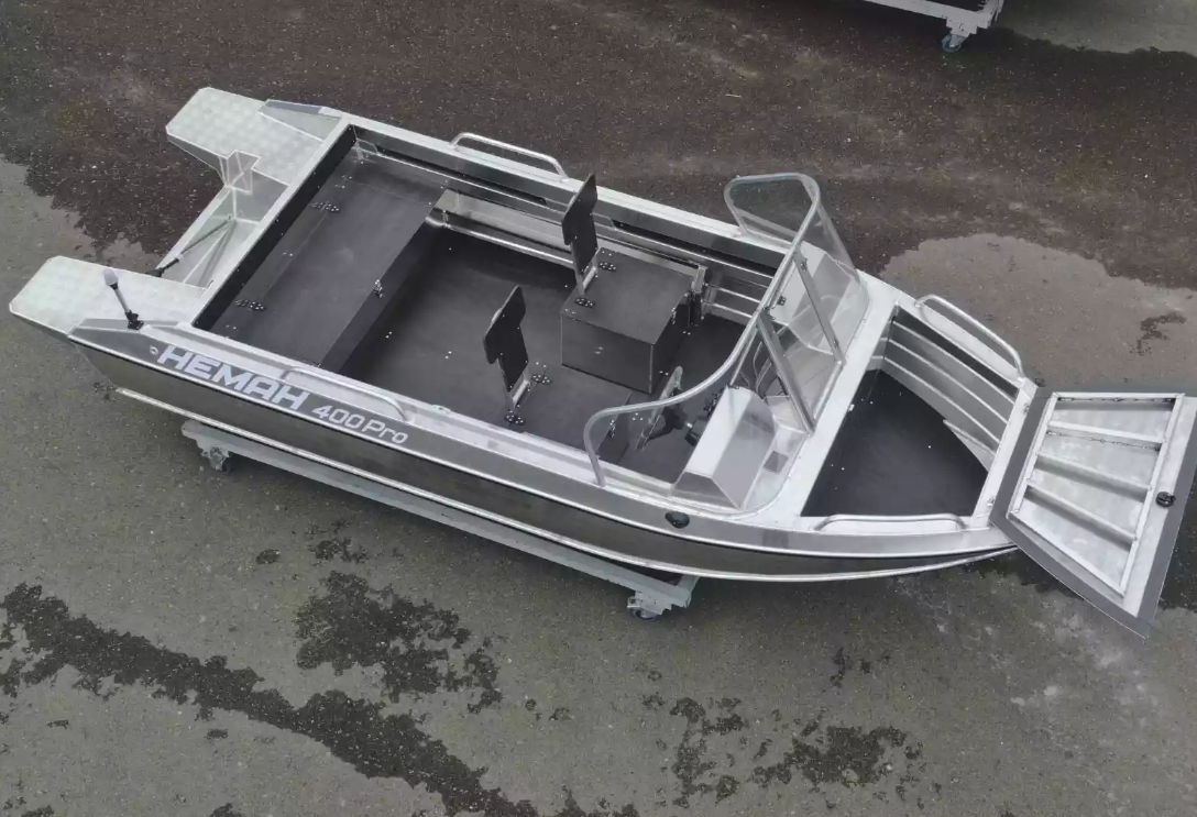 Алюминиевая лодка  Neman-400 PRO в Химках