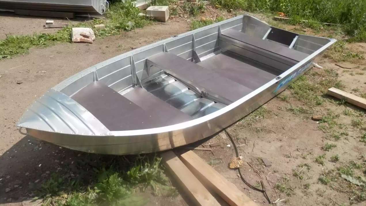 Алюминиевая лодка Вятка-Профи 32 в Химках