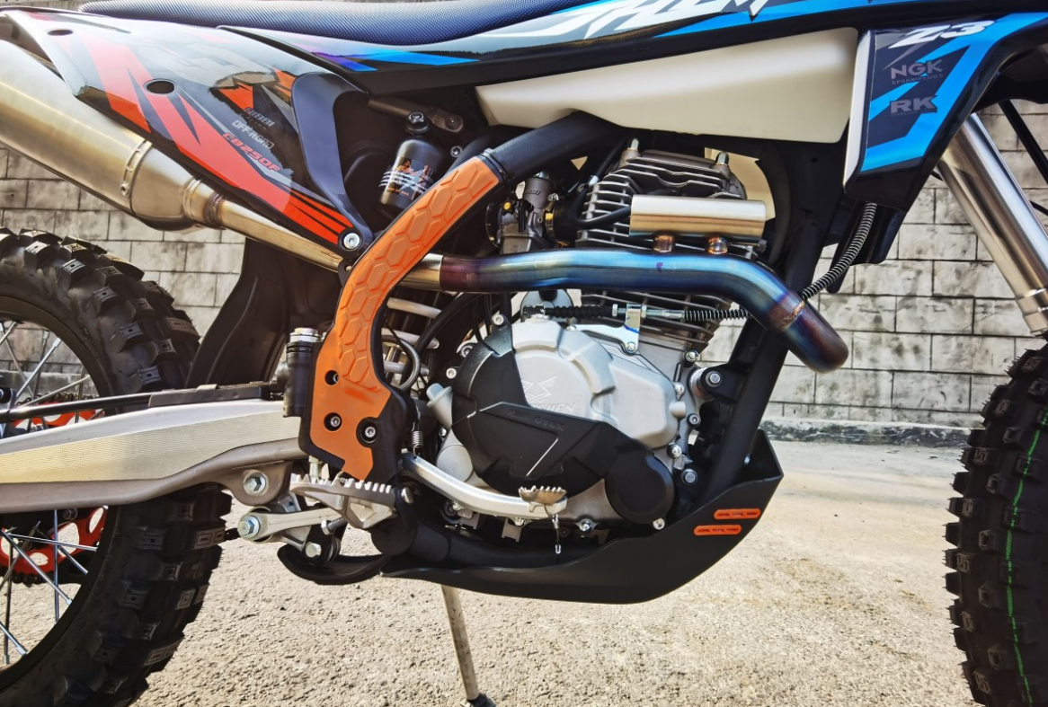 Мотоцикл JHLMOTO JHL Z3 CB250 (172FMM-3A) в Химках