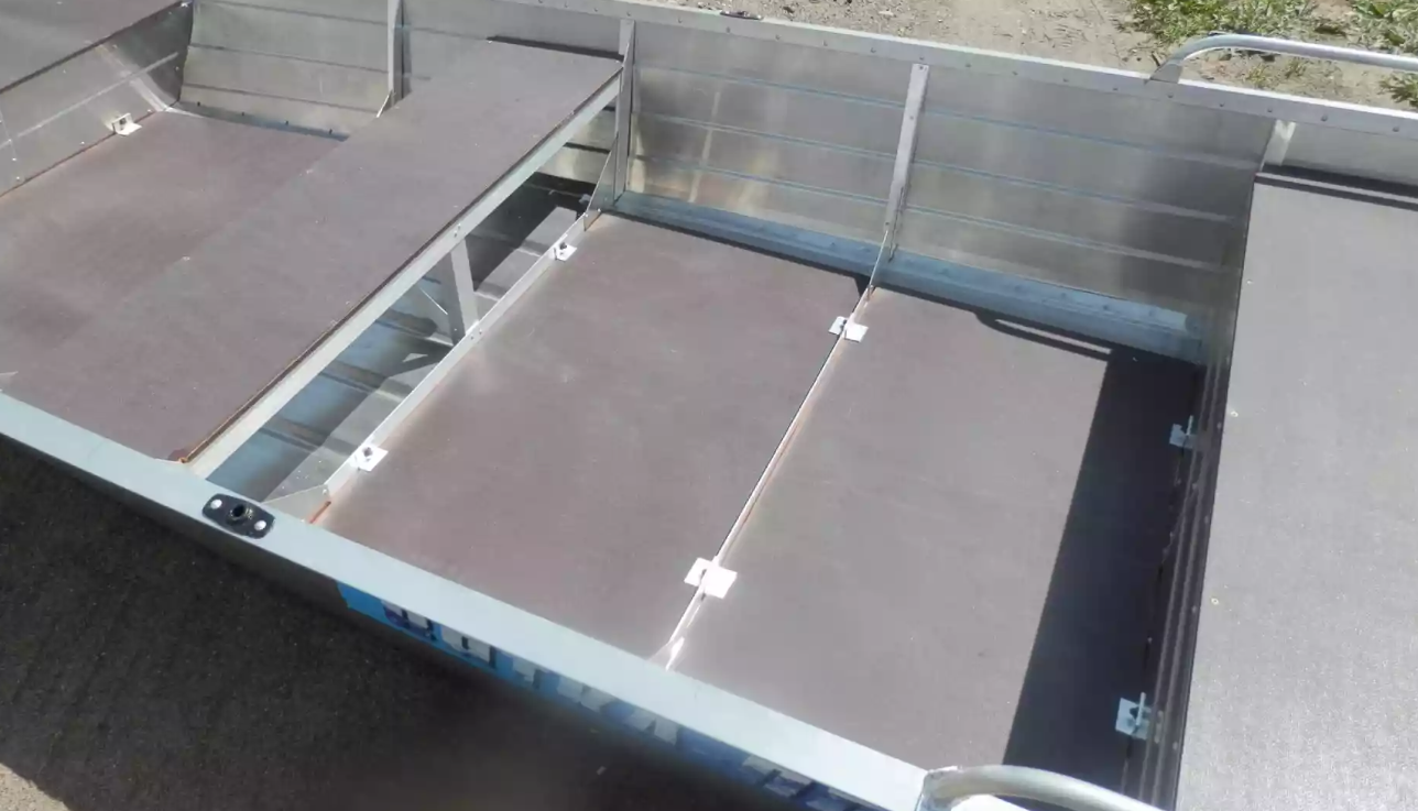 Алюминиевая лодка Вятка-Профи 32 в Химках