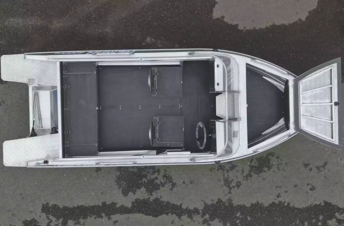 Алюминиевая лодка  Neman-400 PRO в Химках