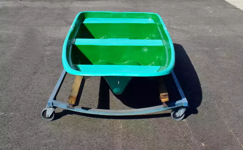 Стеклопластиковая лодка Старт (тримаран) в Химках