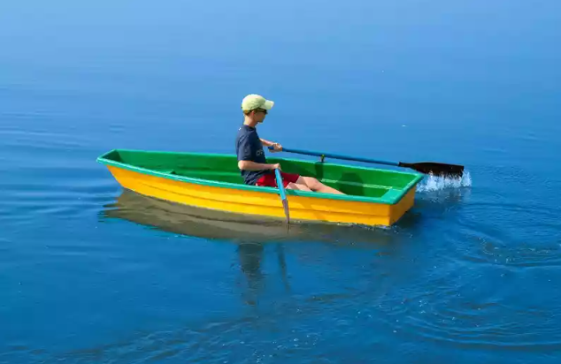 Стеклопластиковая лодка Малютка в Химках