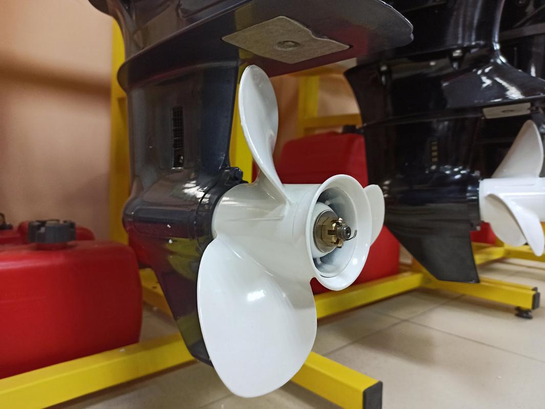 Лодочный мотор BREEZE F9,9S (4х тактный) в Химках