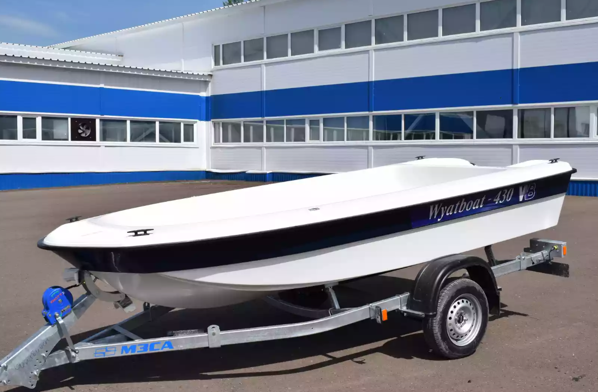 Стеклопластиковая лодка Wyatboat 430 тримаран в Химках