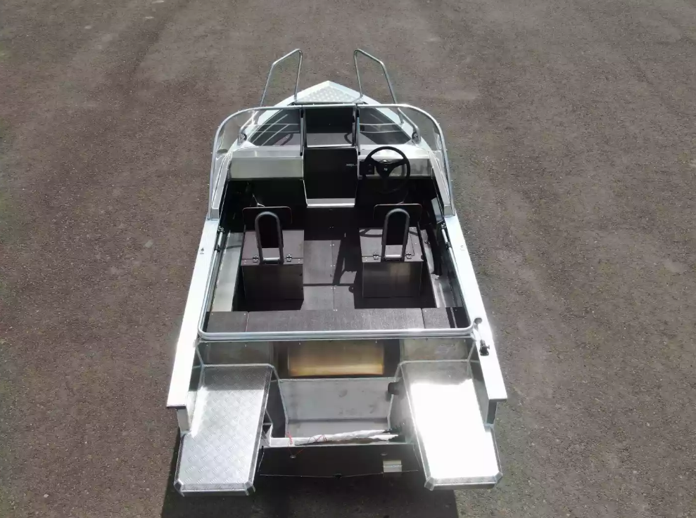 Алюминиевая лодка  Неман-400 DCM NEW в Химках