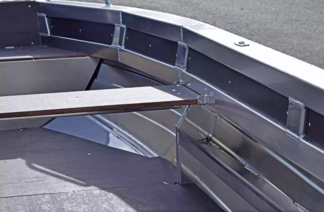 Алюминиевая лодка  Неман-480 Р в Химках