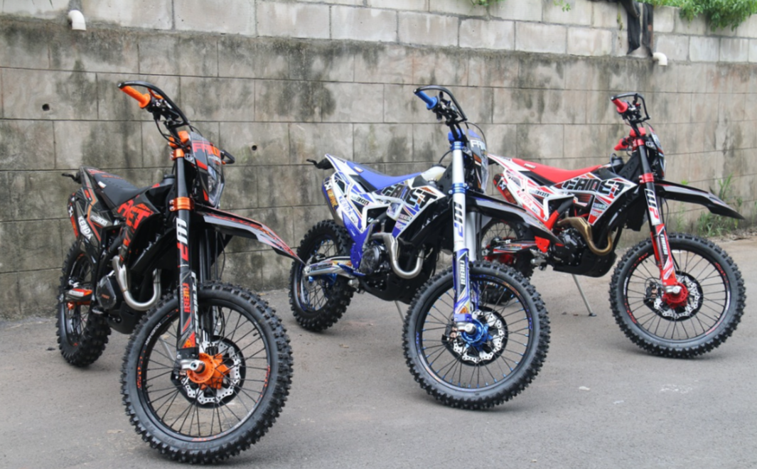 Кроссовый мотоцикл FAIDET NC300S ULTRA KKE в Химках