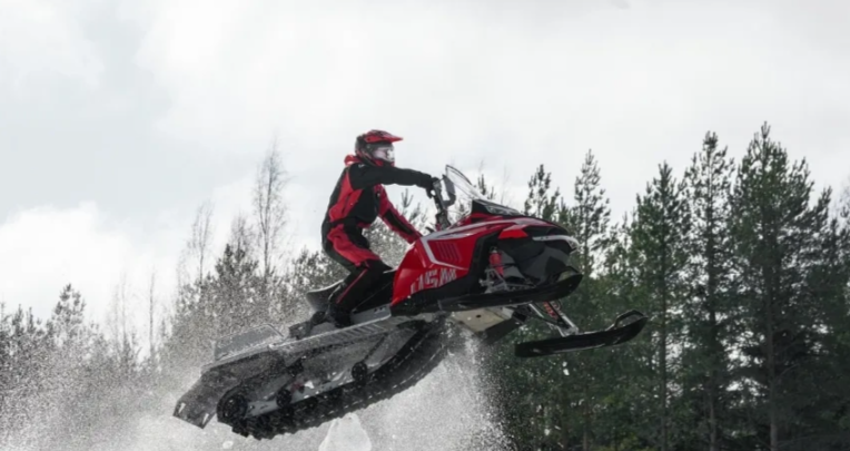 Снегоход OSM SM1000 в Химках