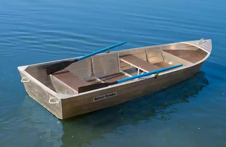 Алюминиевая лодка Вятка-Профи 32 в Химках