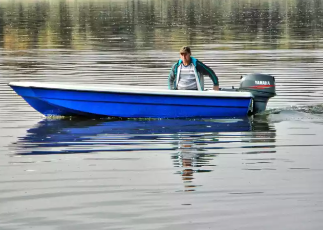 Стеклопластиковая лодка Wyatboat 430 тримаран в Химках