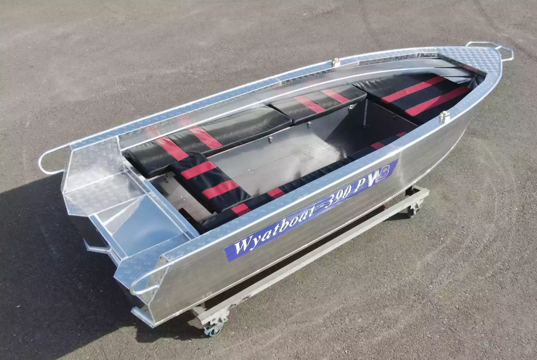 Алюминиевая лодка Wyatboat-390РМ увеличенный борт в Химках