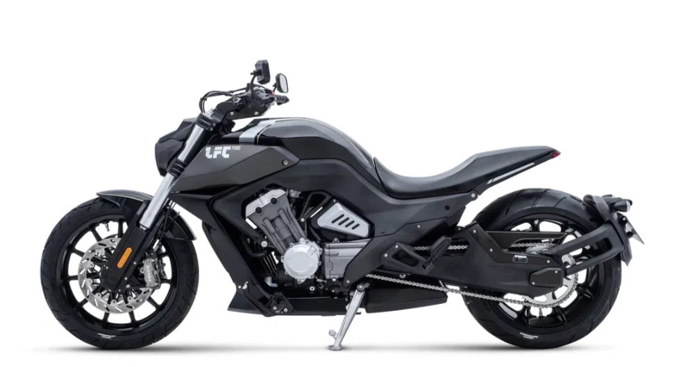 Мотоцикл Benda LFC 700 в Химках