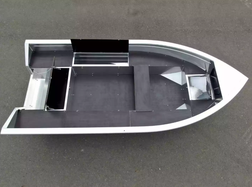 Алюминиевая лодка  Неман-420 в Химках