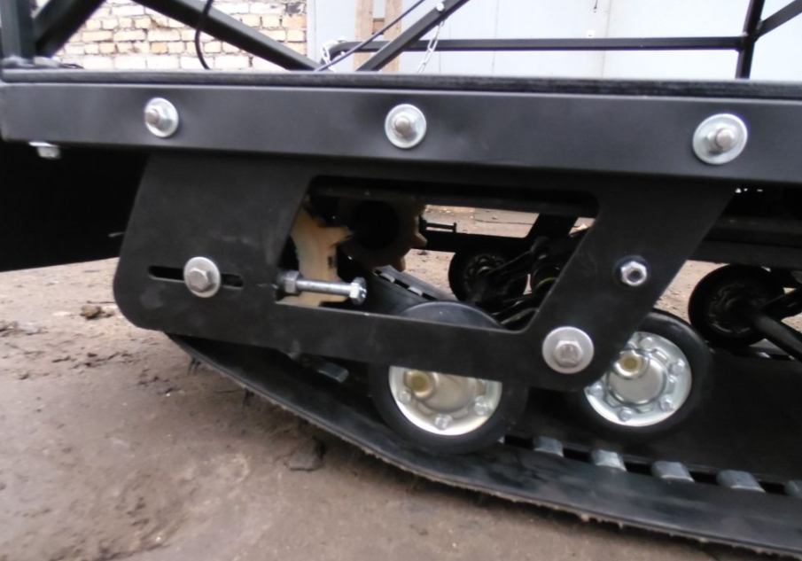 Мотобуксировщик AhtaR Зима 15 л/с с вариатором в Химках