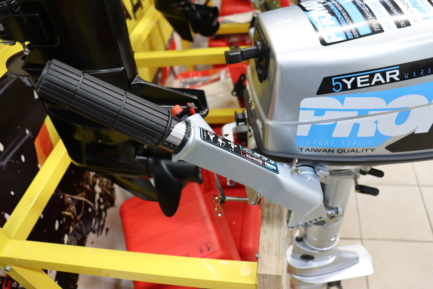 Лодочный мотор PROMAX SP5FHS (внешний бак 12 л) в Химках