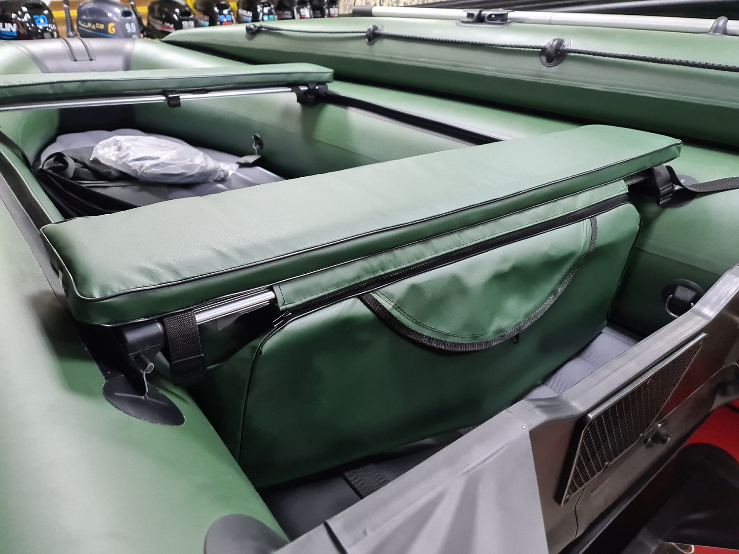 КОМПЛЕКТ МЯГКИХ НАКЛАДОК С СУМКОЙ ДЛЯ ЛОДОК 110Х20 ЗЕЛЕНЫЙ в Химках