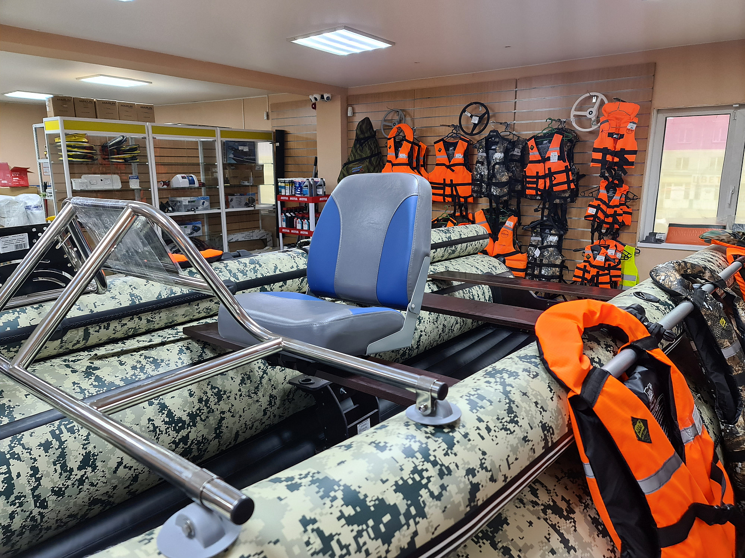 КРЕСЛО МЯГКОЕ РАСКЛАДНОЕ С ПОВОРОТНЫМ МЕХАНИЗМОМ ДЛЯ ЛОДОК в Химках