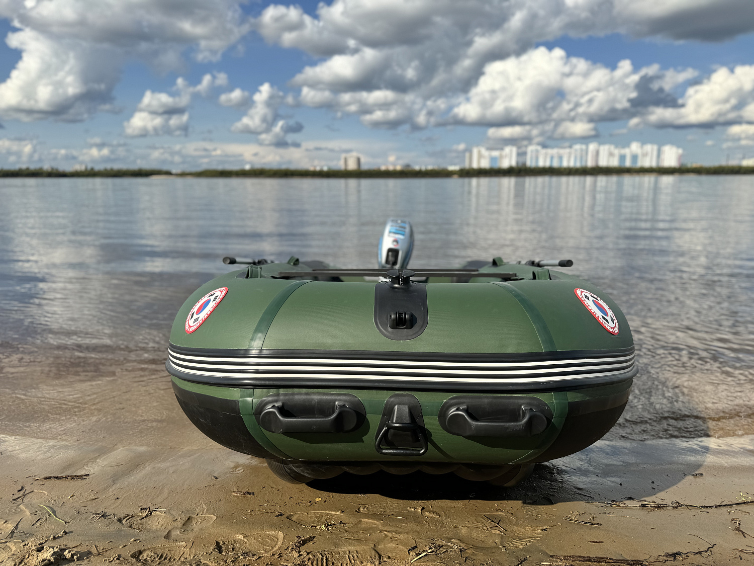 Лодка MISHIMO BIG FLOOR 400 в Химках