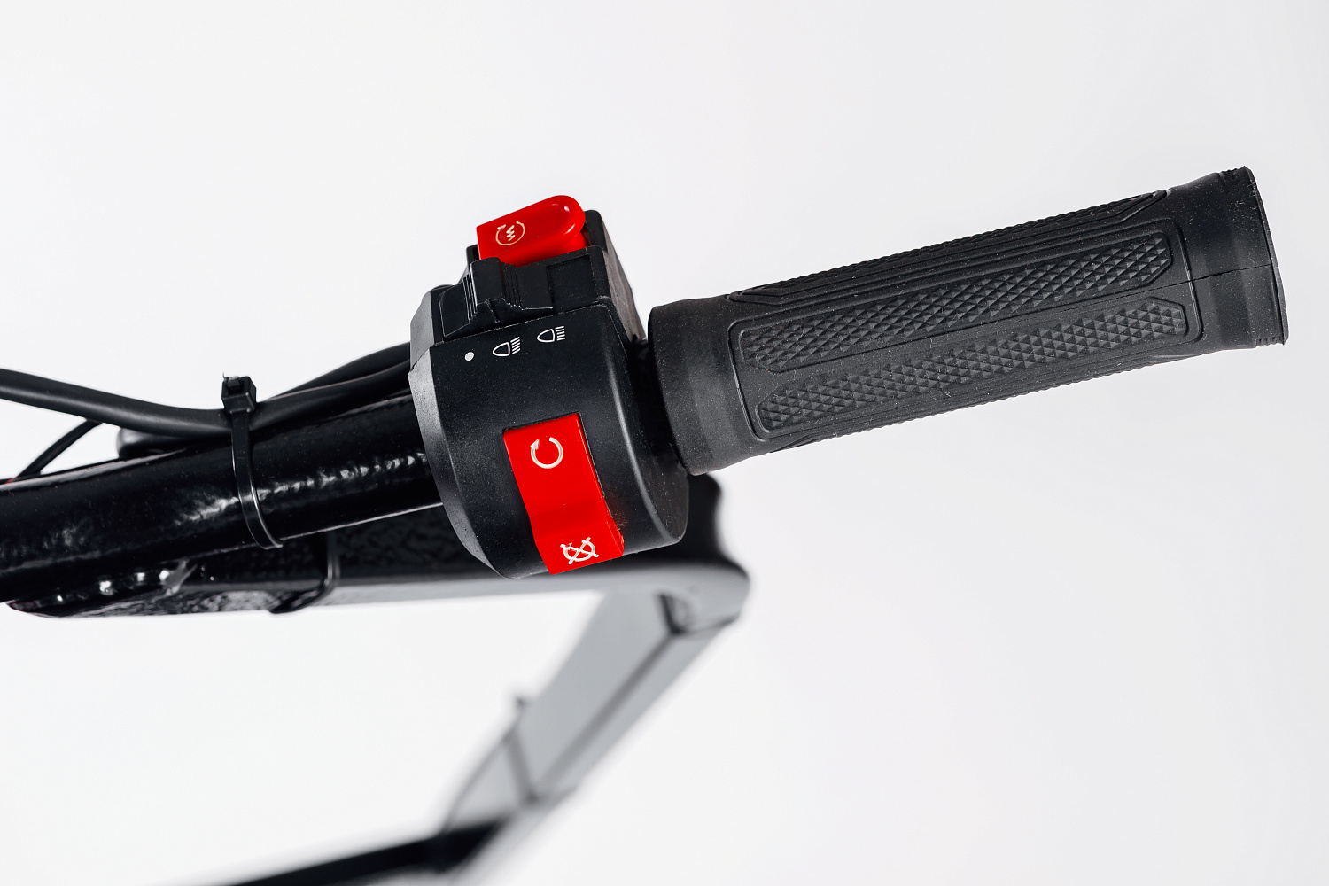 МОТОБУКСИРОВЩИК IKUDZO LONG 2.0 1700/500 EKR19 в Химках