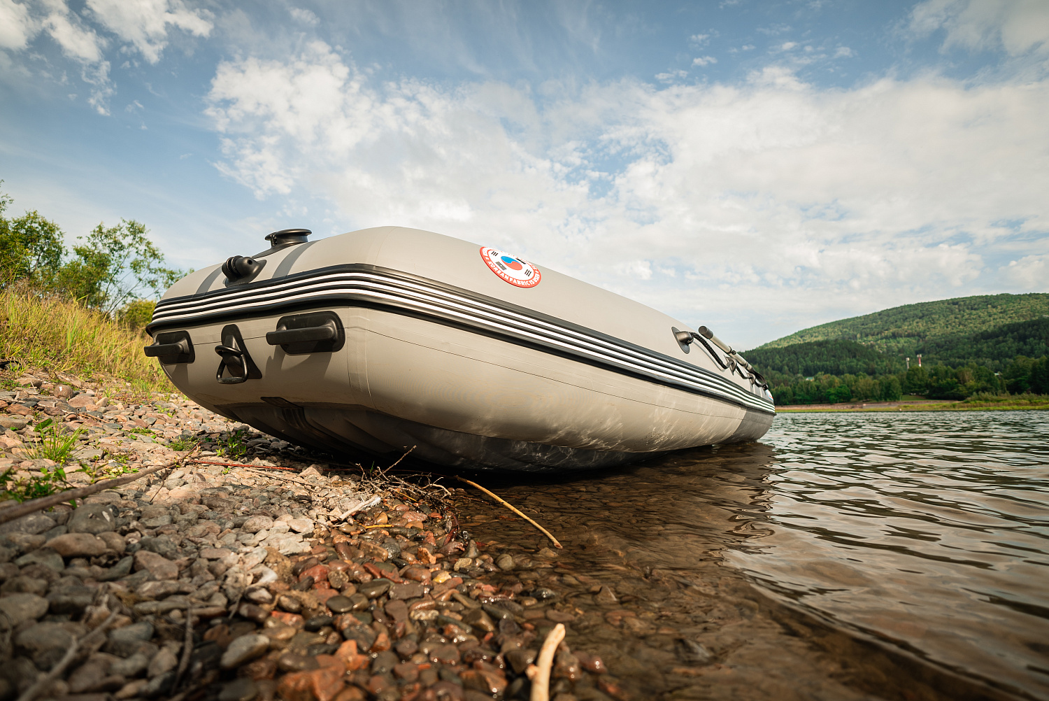 Лодка MISHIMO RIVER JET 390 под водомет в Химках